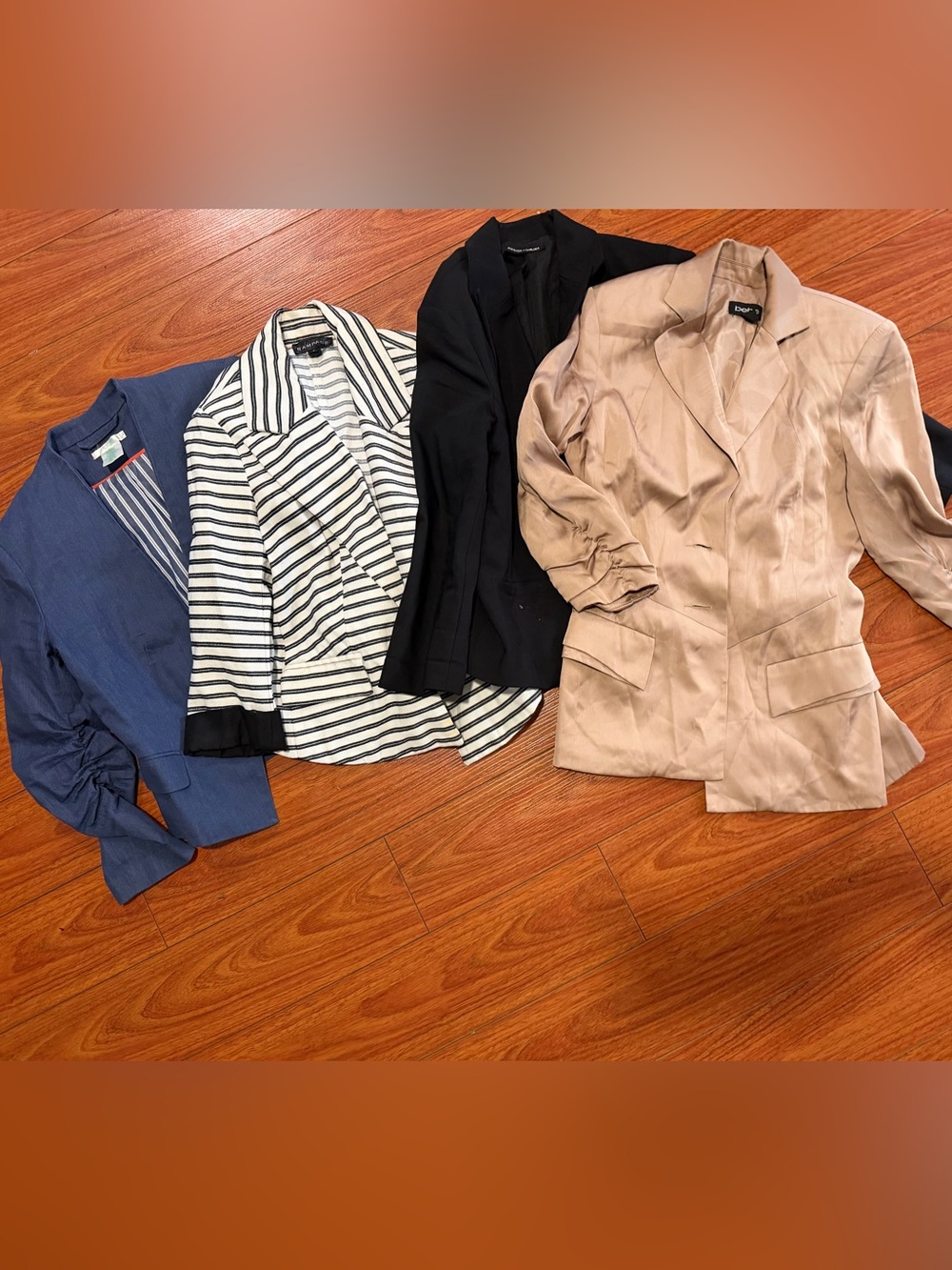 Women’s Blazers Small Jean Black White Gold